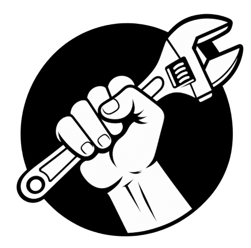 Mano sosteniendo una llave de mantenimiento